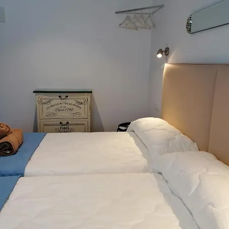 Pr Estrella Dorada Pensjonat *