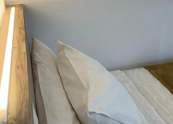 Pr ウナ エストレラ ドラダ ゲストハウス オ・ペドロウソ